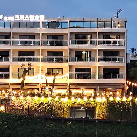 Cheonjiyeon Crystal Hotel Seogwipo Exteriör bild
